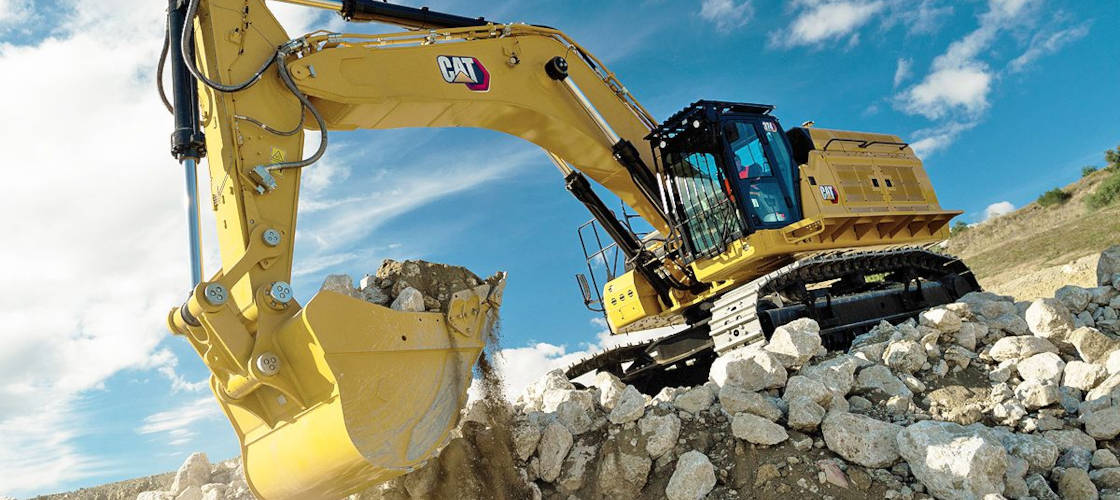 Получайте отличную производительность с новым экскаватором CAT® 374 Получайте отличную производительность с новым экскаватором CAT® 374