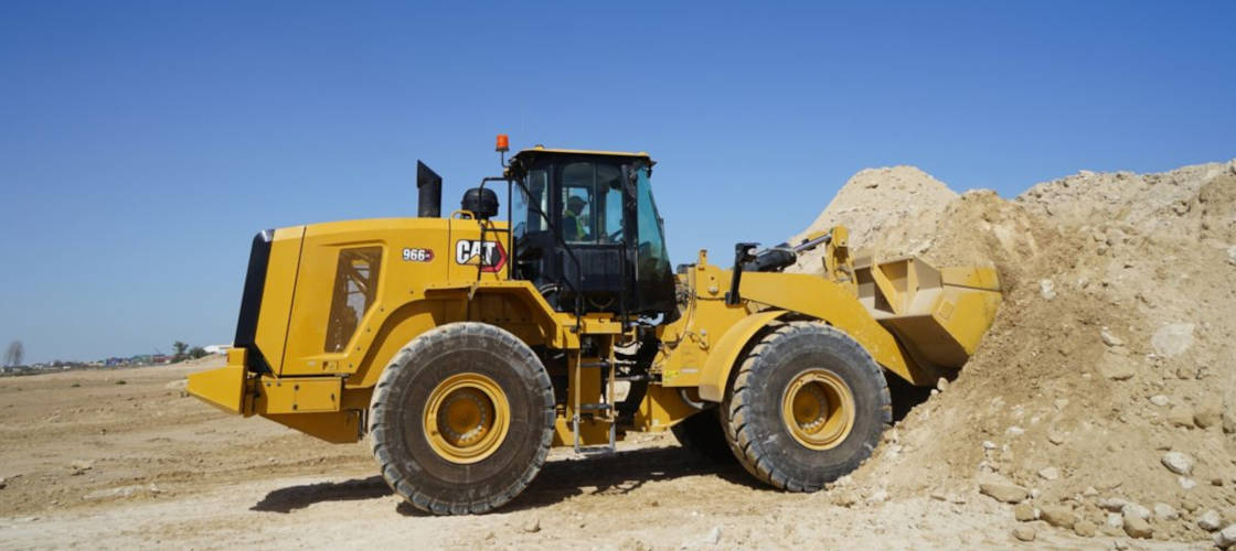 Обзор преимуществ использования фронтального погрузчика Cat 966GC Обзор преимуществ использования фронтального погрузчика Cat 966GC