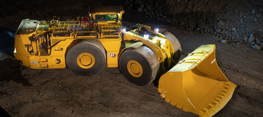Подземный погрузчик Cat® R2900 – расширенный функционал управления и эргономичность Подземный погрузчик Cat® R2900 – расширенный функционал управления и эргономичность