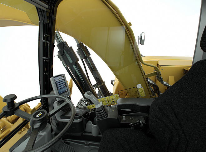 Колісні екскаватори CAT M315D2 – слайд