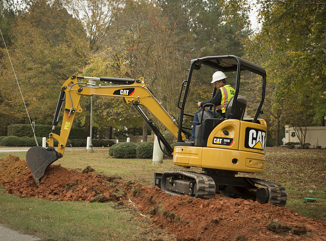 Міні-екскаватори CAT 303E СR – слайд