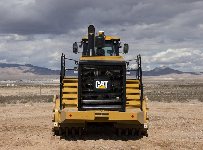 Ущільнювачі ґрунту CAT 825K – слайд