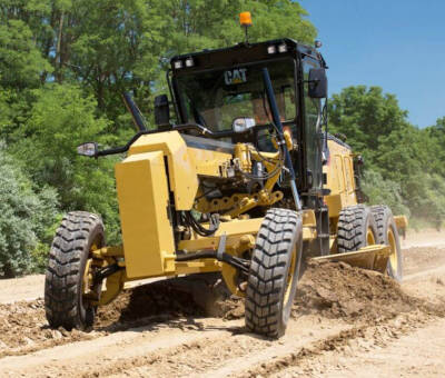 Основні переваги та особливості автогрейдерів Cat® 120 і 120 AWD Основні переваги та особливості автогрейдерів Cat® 120 і 120 AWD