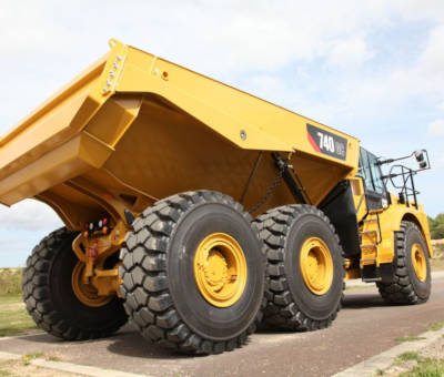 Огляд переваг самоскида Cat® 740 GC Огляд переваг самоскида Cat® 740 GC