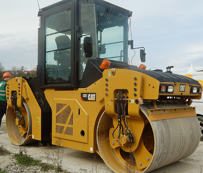 Системи для забезпечення комфорту оператора в котку Cat® CB7 Системи для забезпечення комфорту оператора в котку Cat® CB7