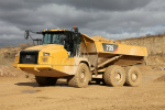 Инновационные изменения в линейке самосвалов Cat®