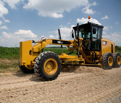 Новий автогрейдер Cat®140 GC розвиває високу продуктивність при низькій вартості години експлуатації Новий автогрейдер Cat®140 GC розвиває високу продуктивність при низькій вартості години експлуатації