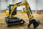 Новий міні-екскаватор від Caterpillar