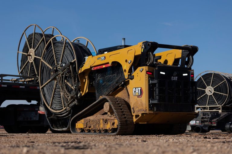 Гусеничні міні-навантажувачі CAT 285 – слайд