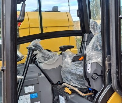 Міні-екскаватори CAT 303CR б/в – мініатюра