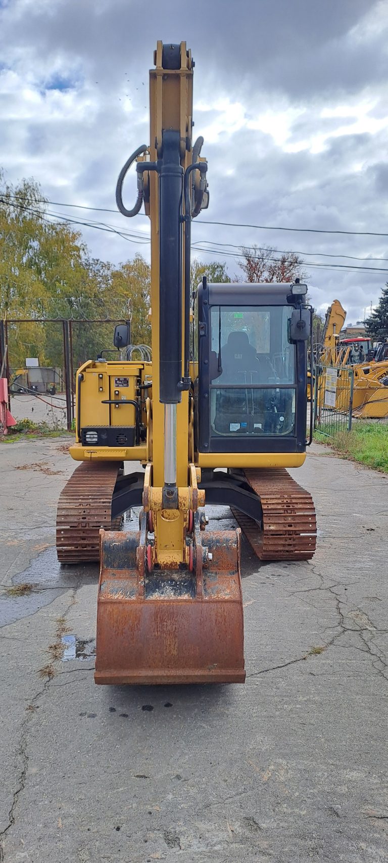 Гусеничні екскаватори CAT 307 б/в – слайд