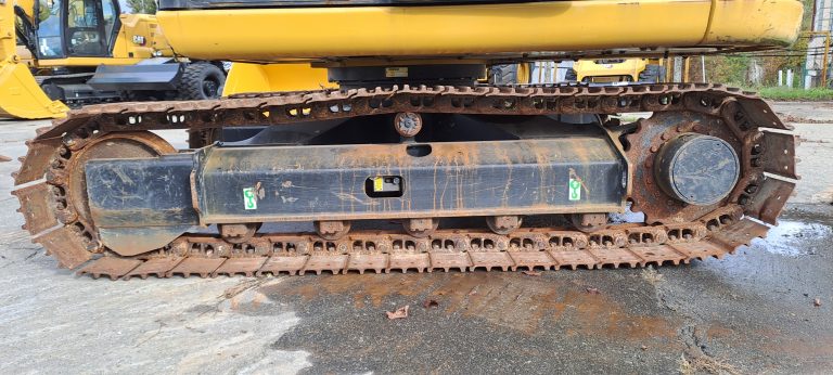 Гусеничні екскаватори CAT 307 б/в – слайд