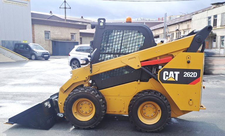 Міні-навантажувачі CAT 262D б/в – слайд