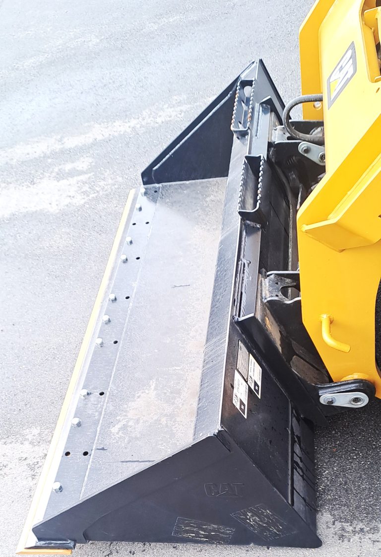 Міні-навантажувачі CAT 262D б/в – слайд