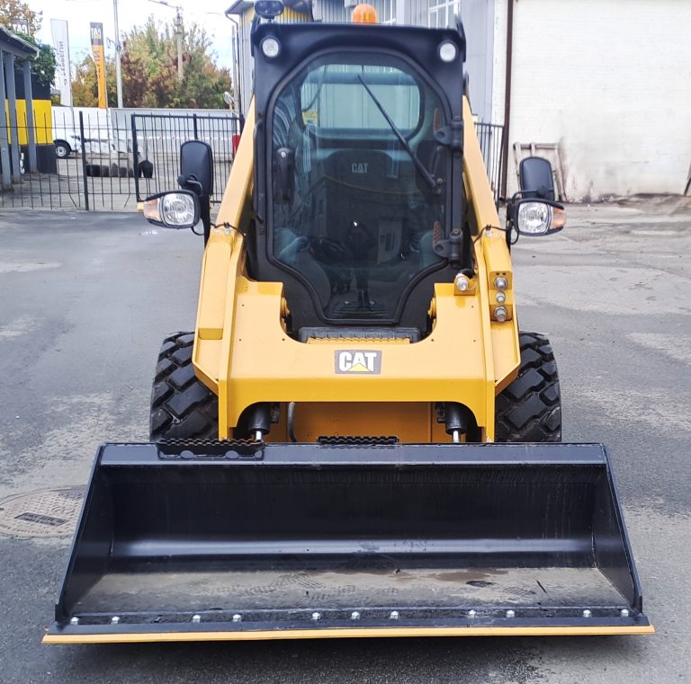 Міні-навантажувачі CAT 262D б/в – слайд