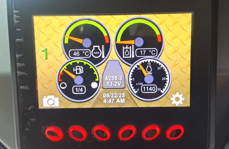 Міні-навантажувачі CAT 262D б/в – слайд