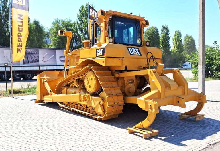 Гусеничні бульдозери CAT D6T б/в – слайд