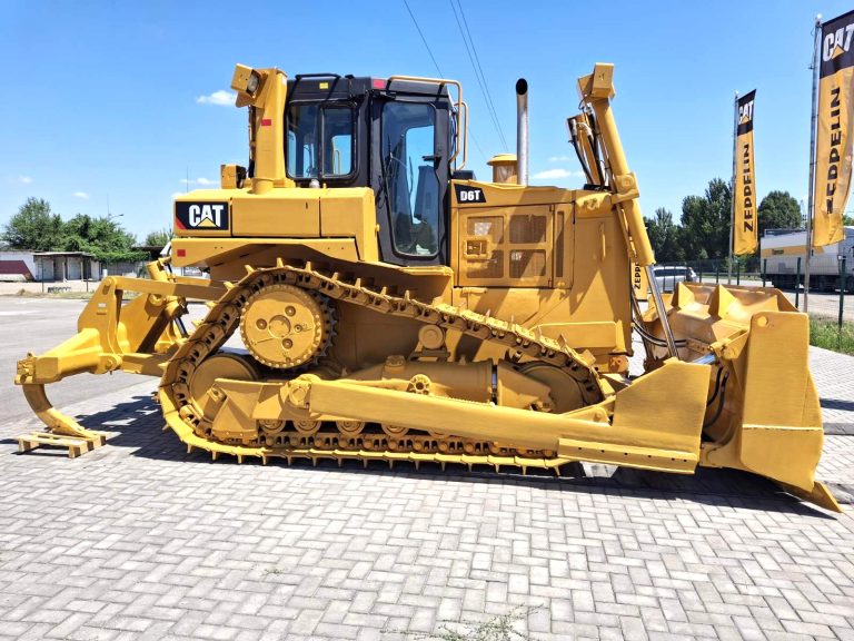 Гусеничні бульдозери CAT D6T б/в – слайд