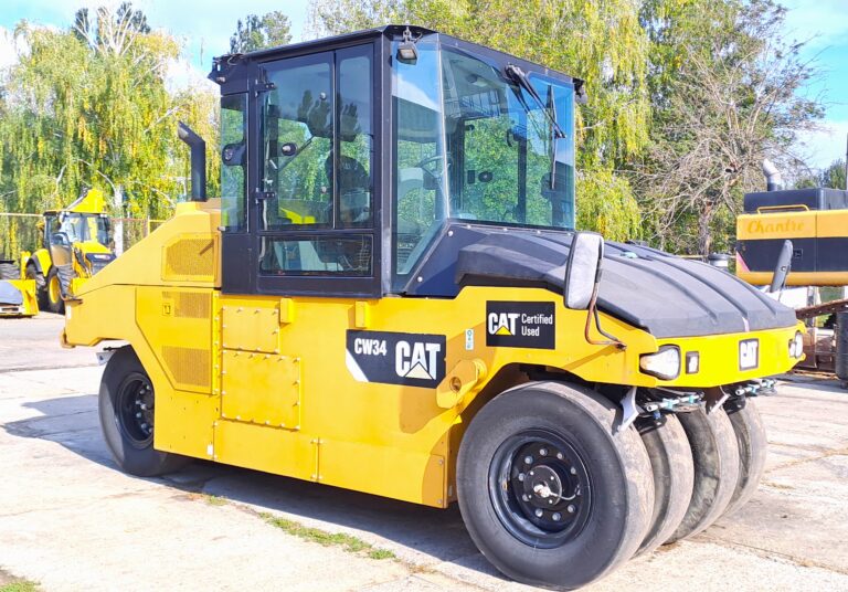 Пневмоколісні котки CAT Пневмоколісний коток CAT CW-34 б/в – слайд