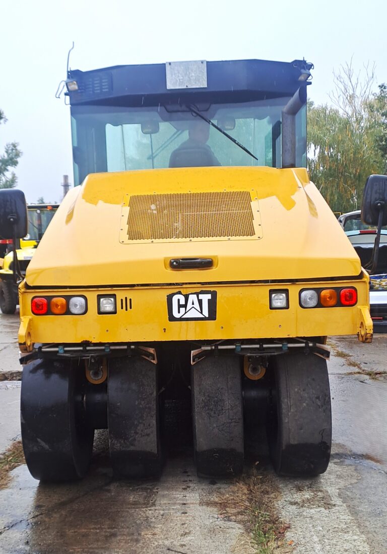 Пневмоколісні котки CAT Пневмоколісний коток CAT CW-34 б/в – слайд