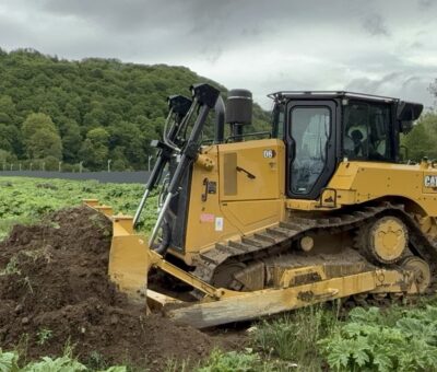 Середні гусеничні бульдозери CAT D6 – мініатюра