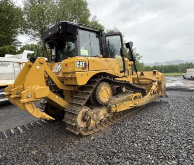 Середні гусеничні бульдозери CAT D6 – мініатюра