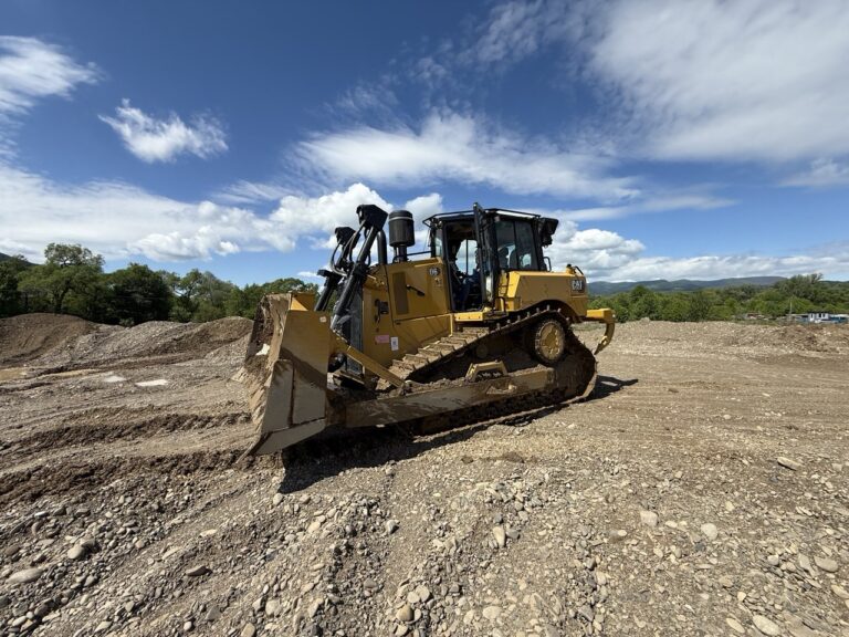 Середні гусеничні бульдозери CAT D6 – слайд