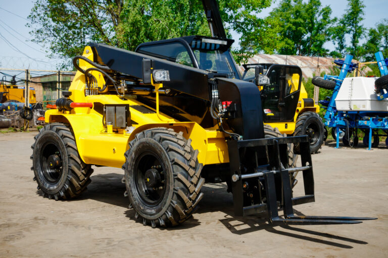 Телескопічні навантажувачі STEEL CAMEL CAT M630-70 (NEW) – слайд